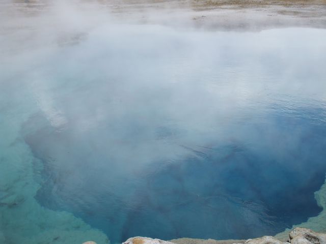 Yellowstone2 033.jpg